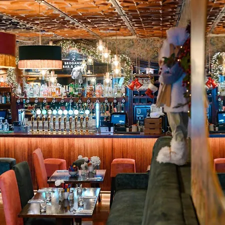 Brogans Bar & Konukevi