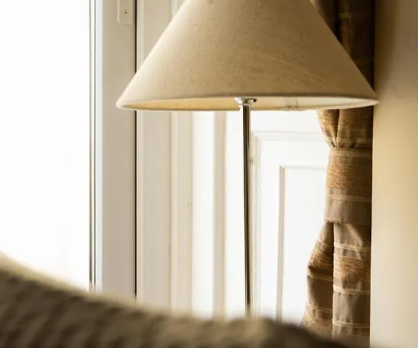 Brogans Bar & Konukevi