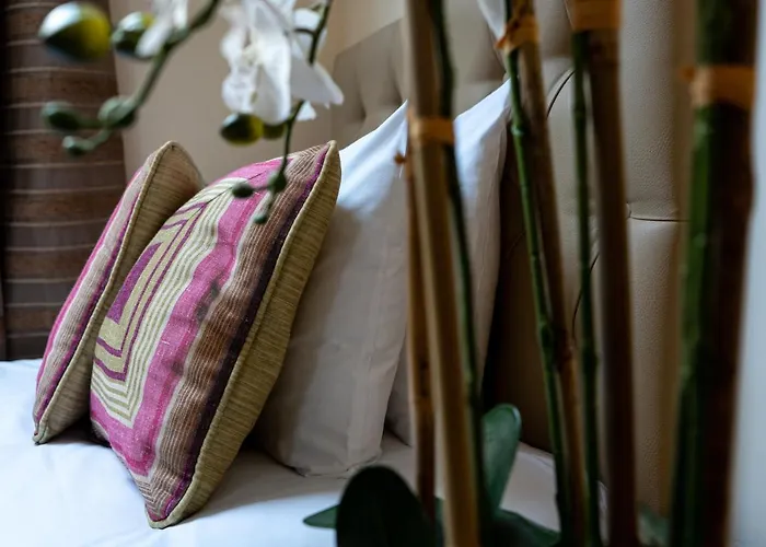 Гостевой дом Brogans Bar & 3*