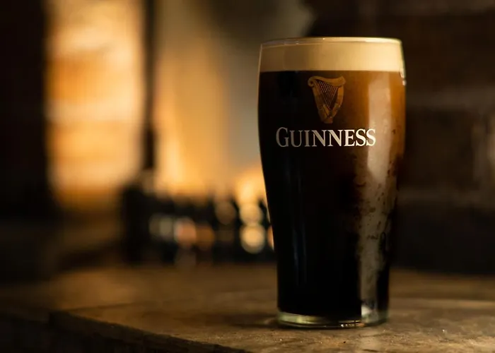 Konukevi Brogans Bar & Trim